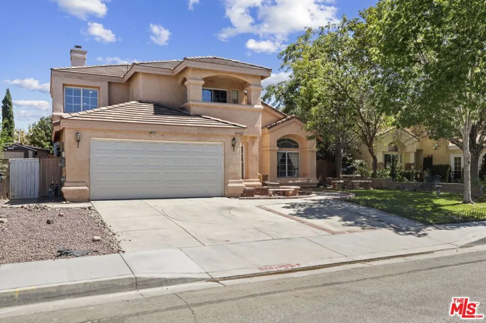 42438 56th Street Lancaster, CA 93536