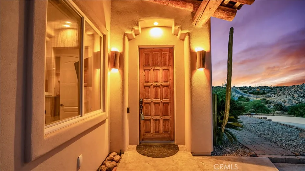 57045 Plaza Del Amigo Yucca Valley, CA 92284