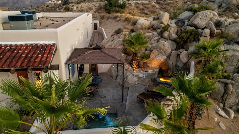 57045 Plaza Del Amigo Yucca Valley, CA 92284