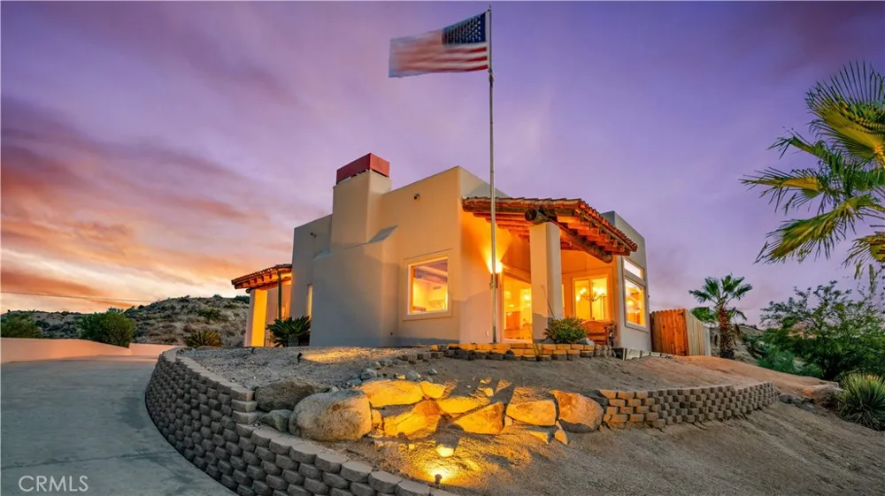57045 Plaza Del Amigo Yucca Valley, CA 92284