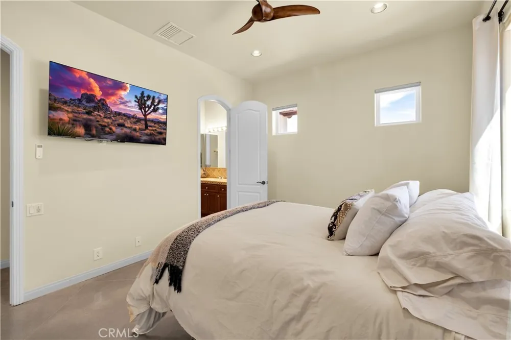 57045 Plaza Del Amigo Yucca Valley, CA 92284
