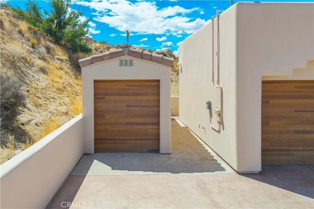 57045 Plaza Del Amigo Yucca Valley, CA 92284