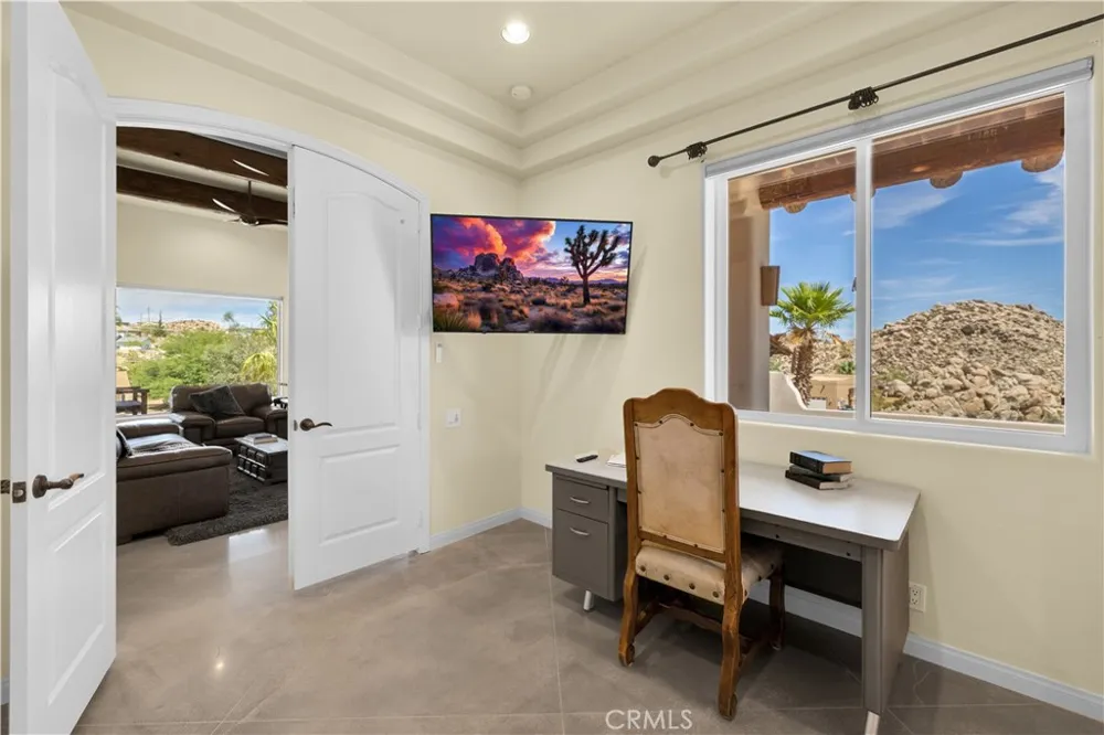 57045 Plaza Del Amigo Yucca Valley, CA 92284