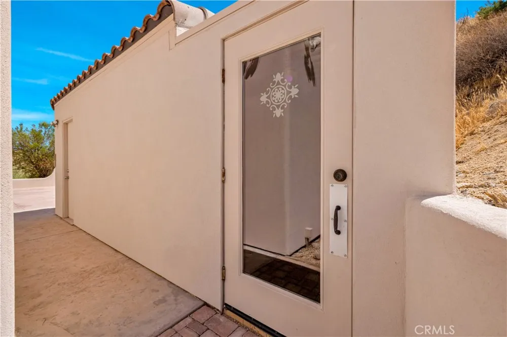 57045 Plaza Del Amigo Yucca Valley, CA 92284