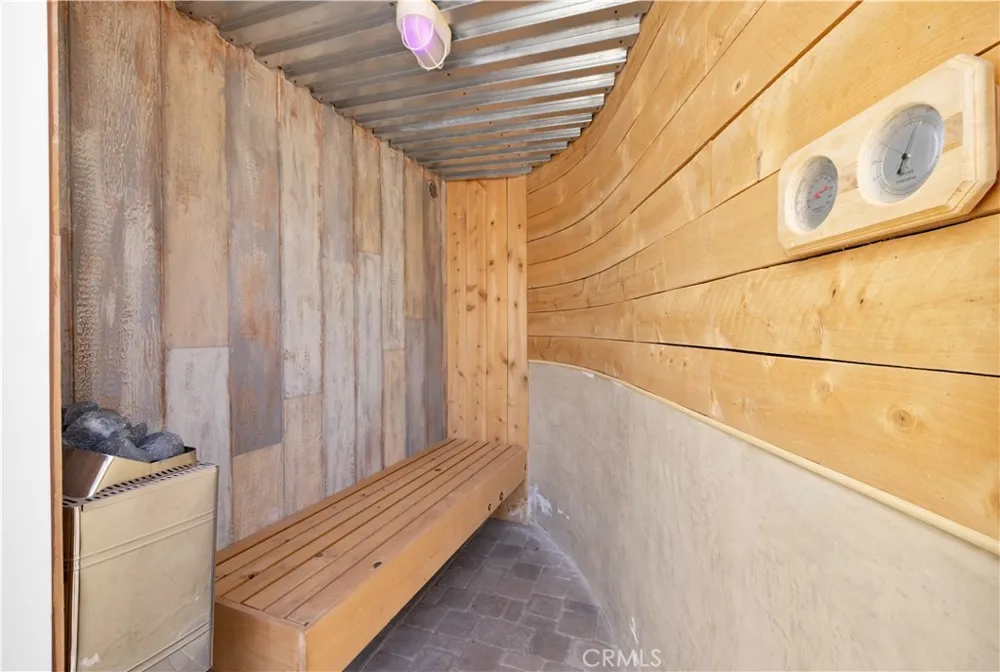 57045 Plaza Del Amigo Yucca Valley, CA 92284