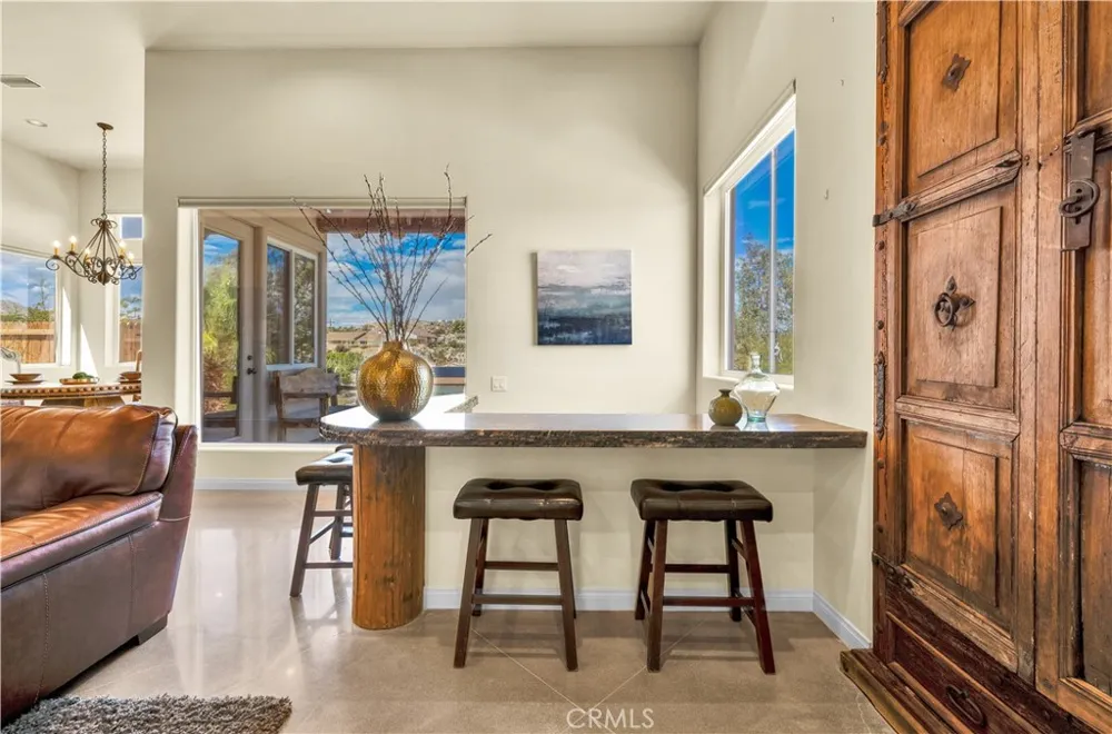 57045 Plaza Del Amigo Yucca Valley, CA 92284