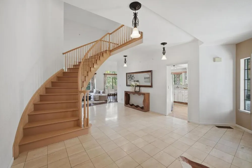 4439 Esta Lane Soquel, CA 95073