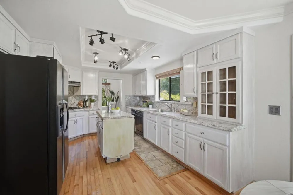4439 Esta Lane Soquel, CA 95073