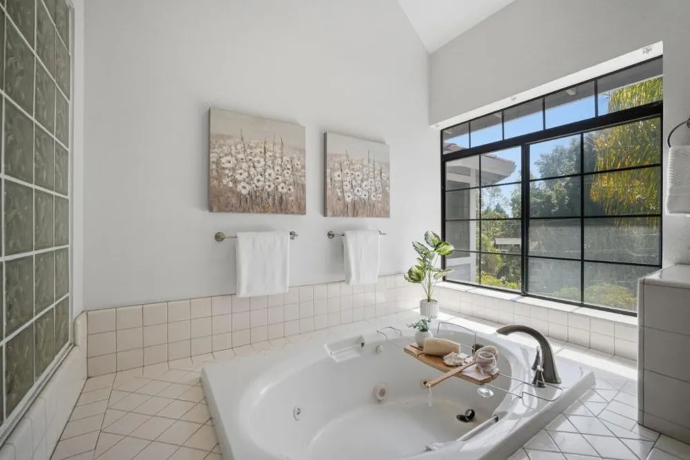 4439 Esta Lane Soquel, CA 95073