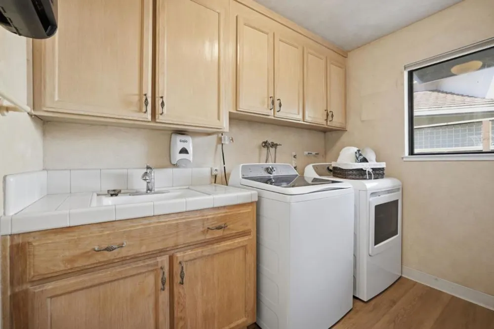 4439 Esta Lane Soquel, CA 95073