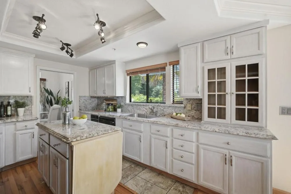 4439 Esta Lane Soquel, CA 95073