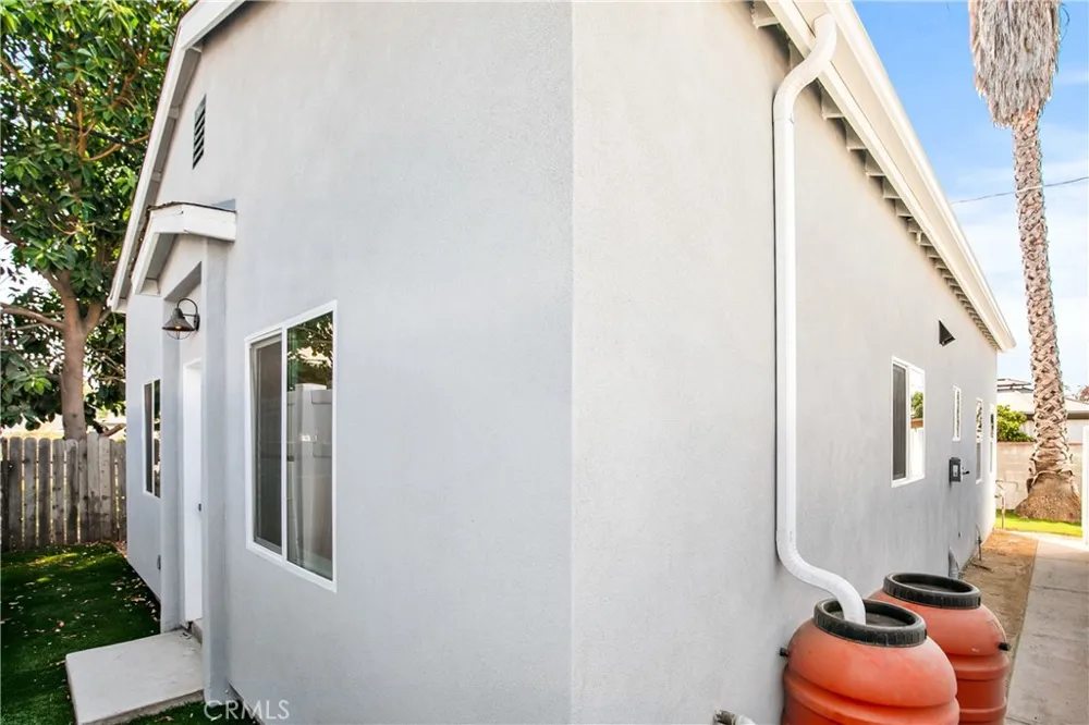 12516 Vose Street North Hollywood, CA 91605