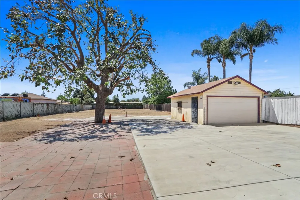 12404 Poinsettia El Monte, CA 91732