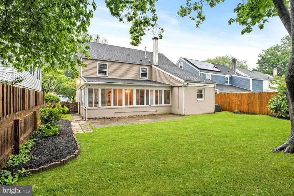 153 ABERNETHY DRIVE Trenton, NJ 08618