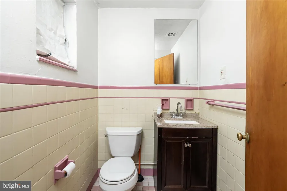 153 ABERNETHY DRIVE Trenton, NJ 08618