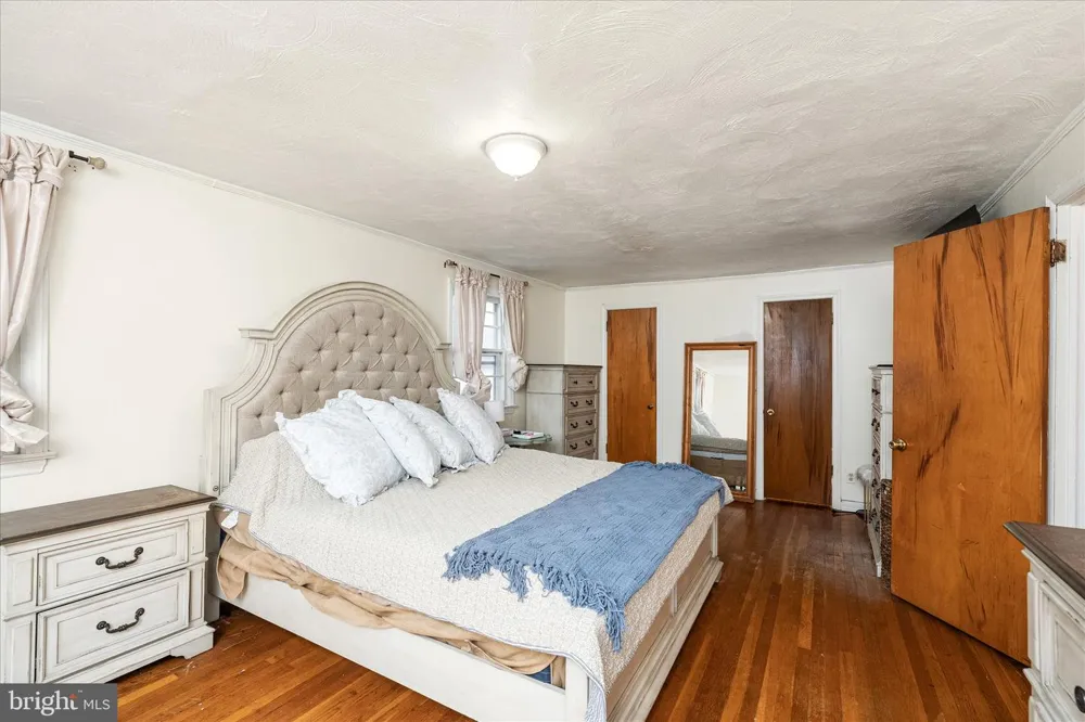 153 ABERNETHY DRIVE Trenton, NJ 08618