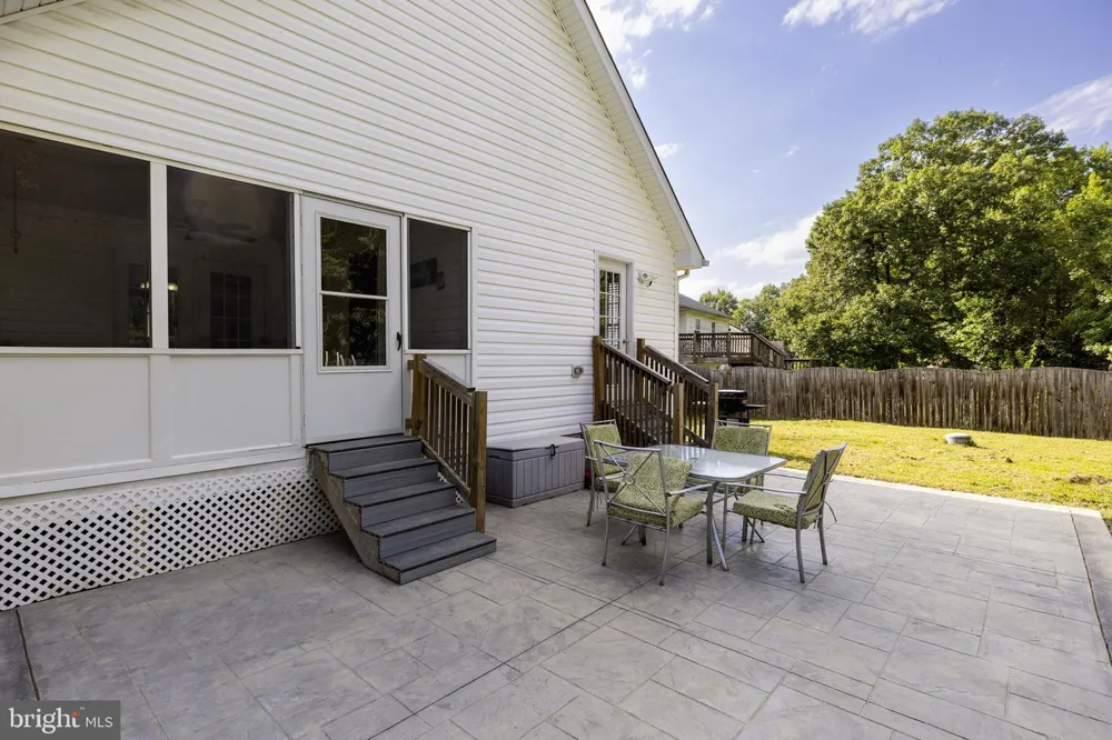 8711 JENNY LANE Fredericksburg, VA 22407