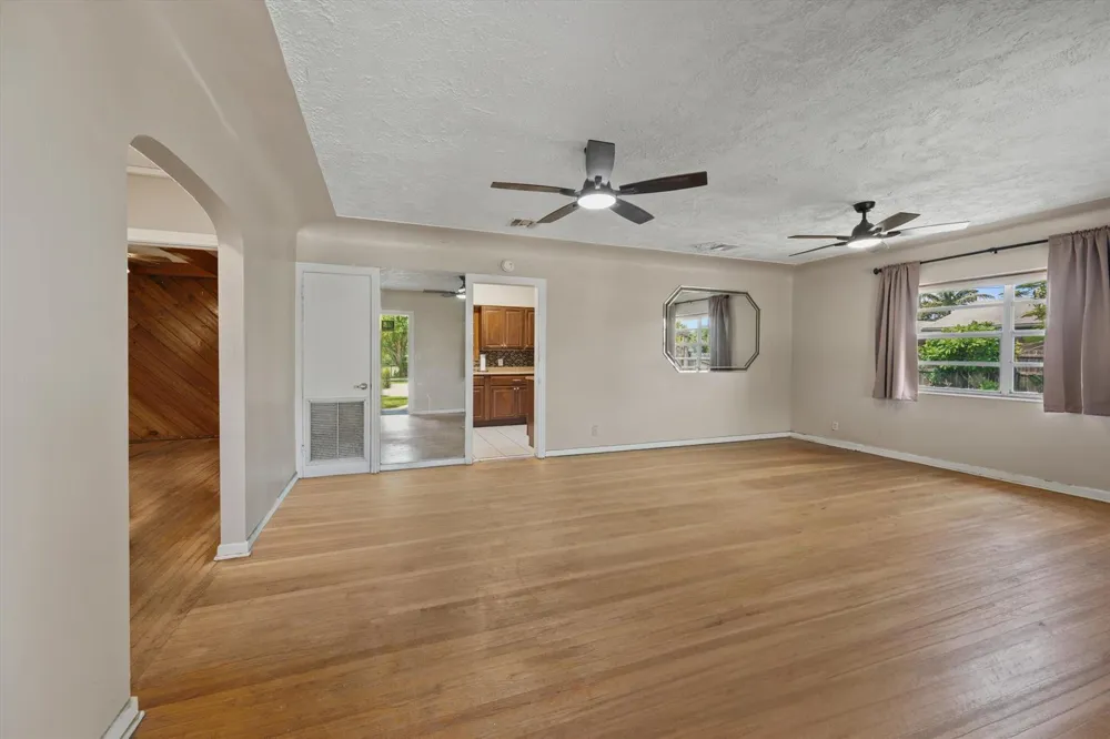 711 E COAST AVENUE Lantana, FL 33462