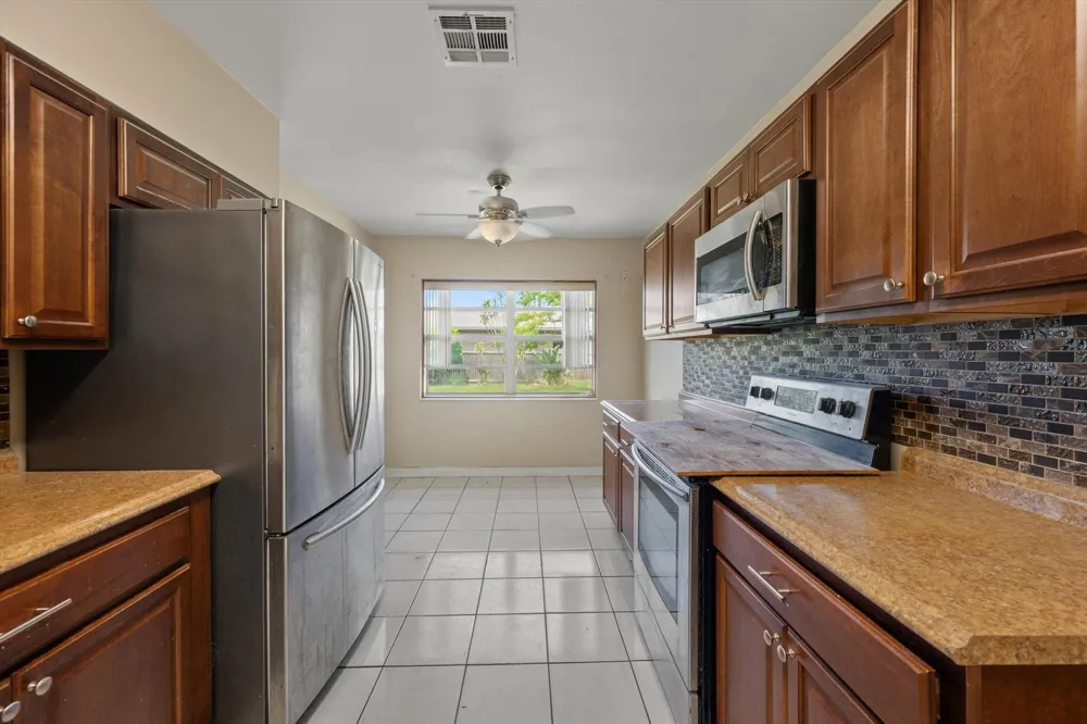 711 E COAST AVENUE Lantana, FL 33462