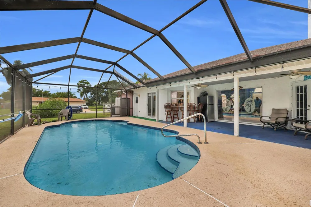 202 SE Grove Avenue Port St. Lucie, FL 34983