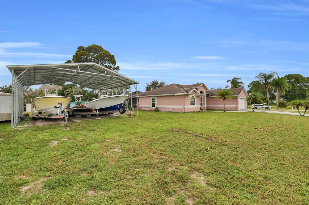 202 SE Grove Avenue Port St. Lucie, FL 34983