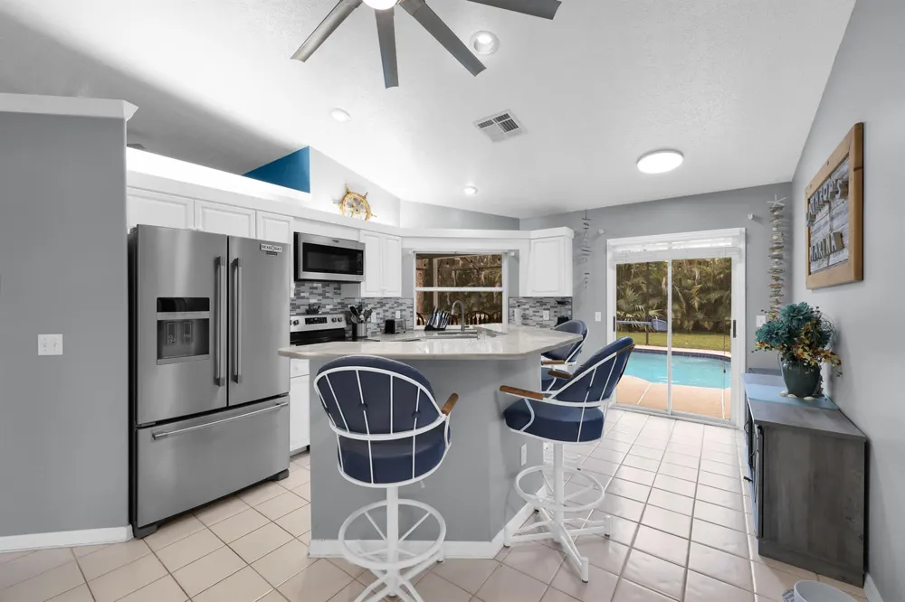 202 SE Grove Avenue Port St. Lucie, FL 34983