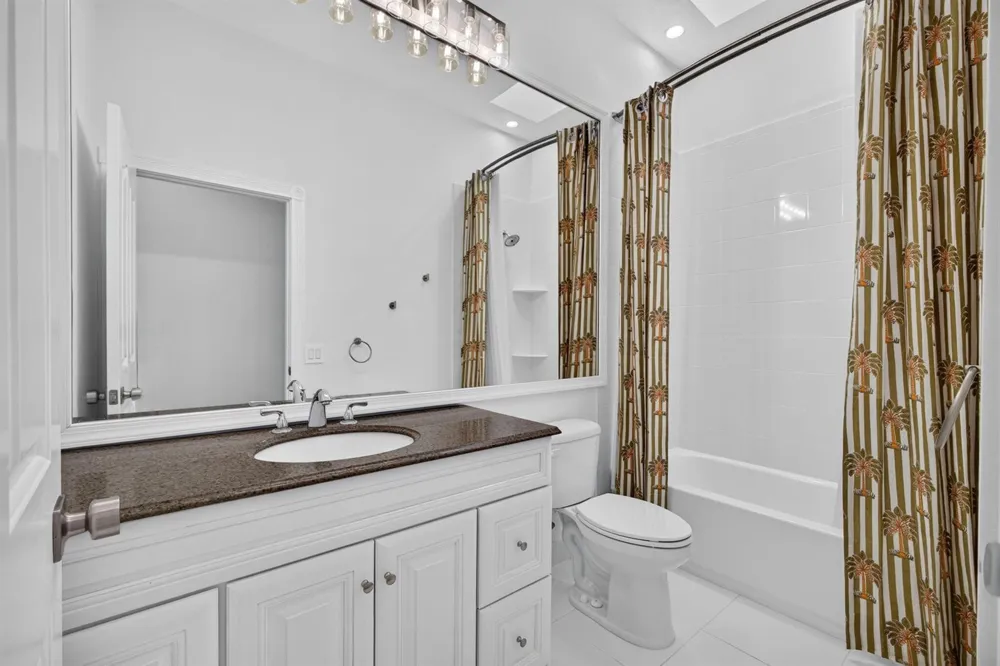 1205 Gator Trail West Palm Beach, FL 33409