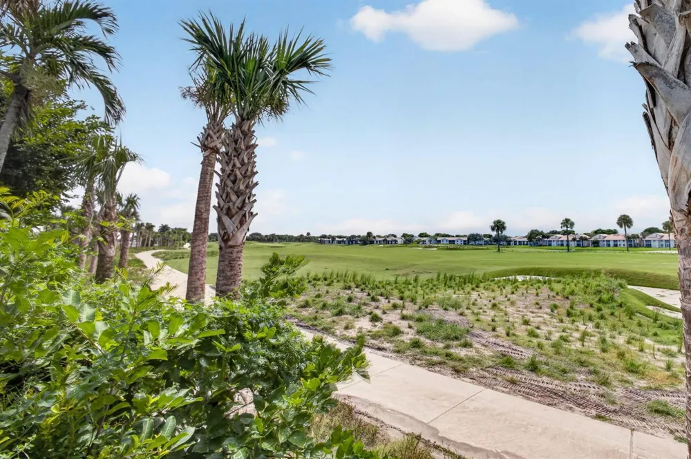 1205 Gator Trail West Palm Beach, FL 33409