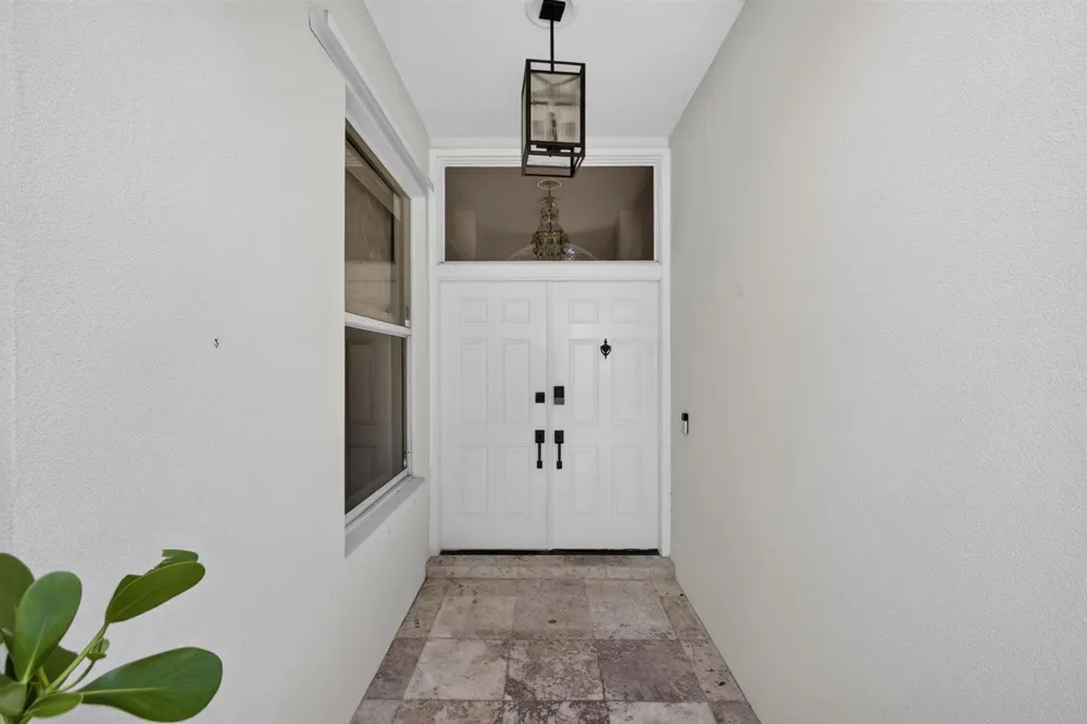 1205 Gator Trail West Palm Beach, FL 33409
