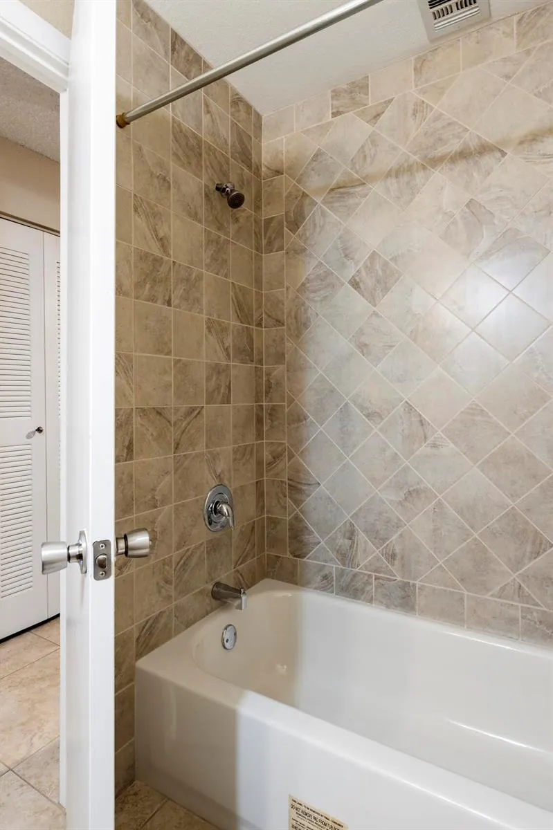 3350 PINEWALK DRIVE #1411 Margate, FL 33063