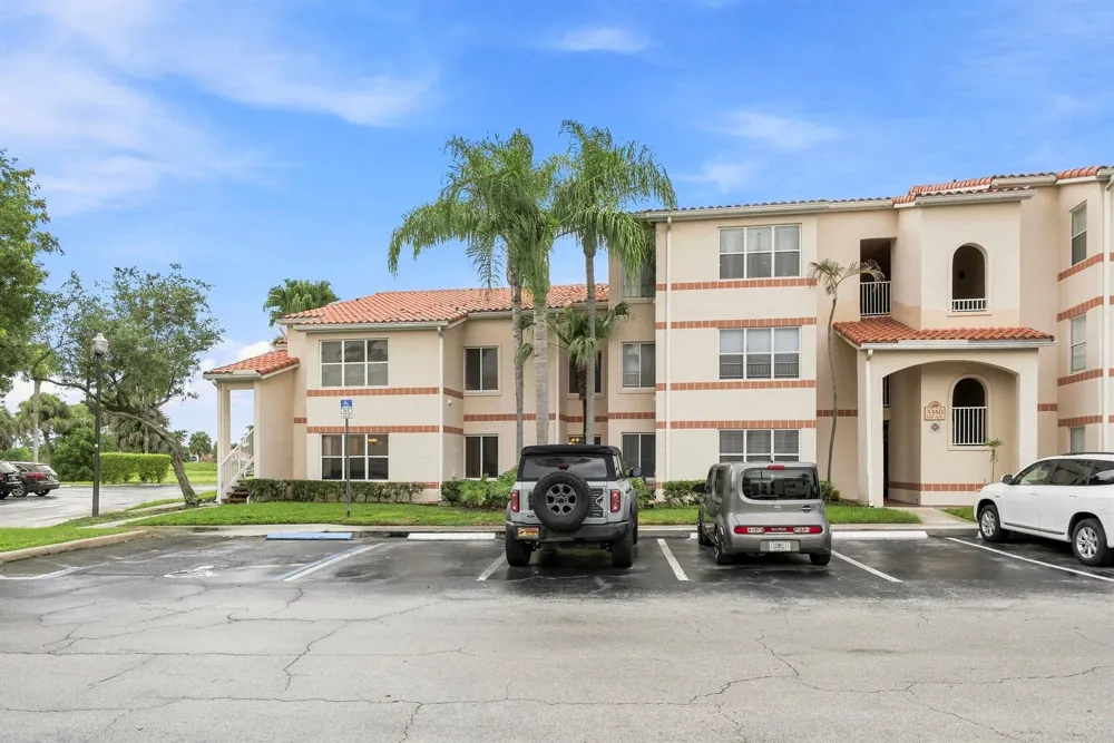 3350 PINEWALK DRIVE #1411 Margate, FL 33063