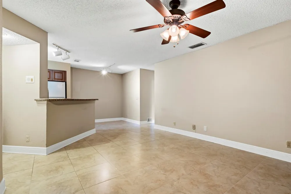 3350 PINEWALK DRIVE #1411 Margate, FL 33063