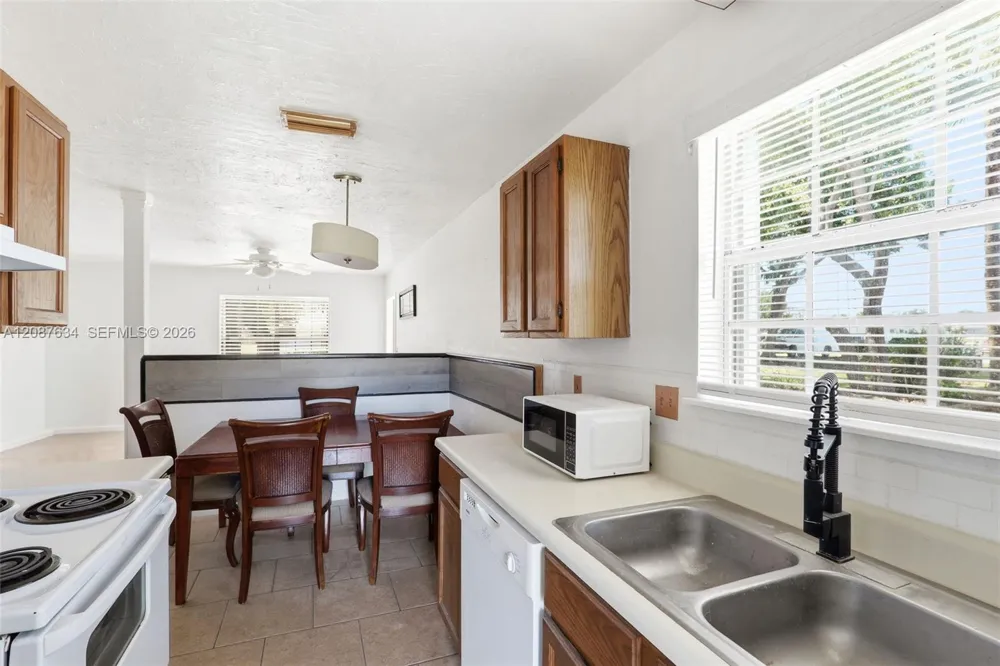 207 SE 6TH Avenue Okeechobee, FL 34974
