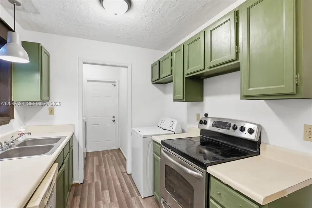 207 SE 6TH Avenue Okeechobee, FL 34974