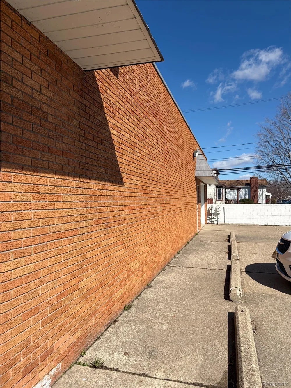 17820 Eureka Road Southgate City, MI 48195