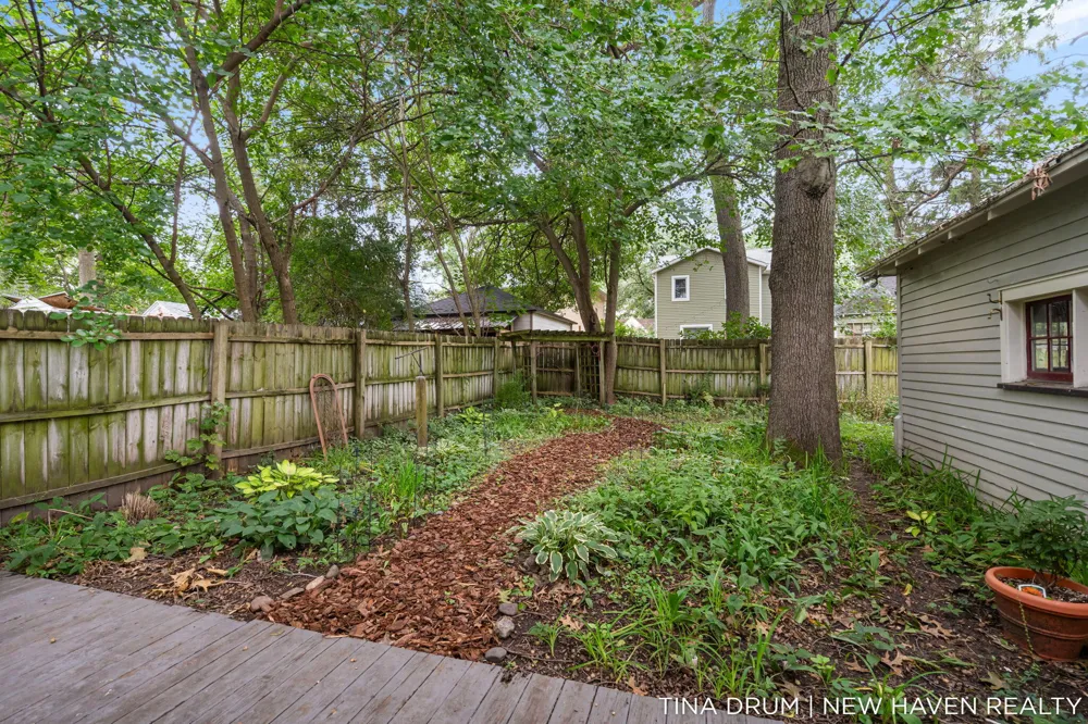 1227 Colorado Avenue SE Grand Rapids City, MI 49506