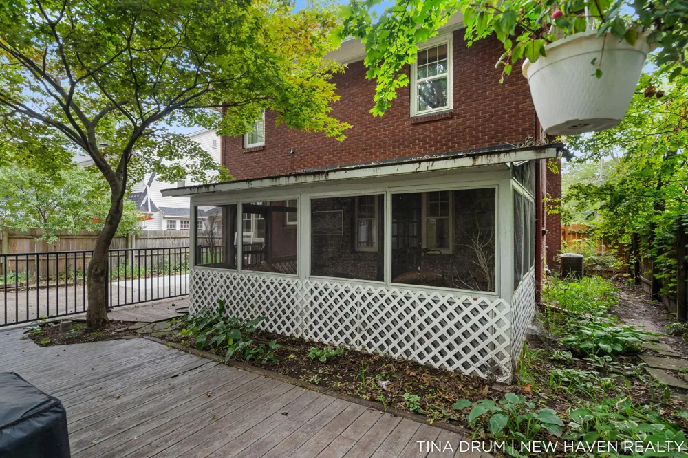 1227 Colorado Avenue SE Grand Rapids City, MI 49506