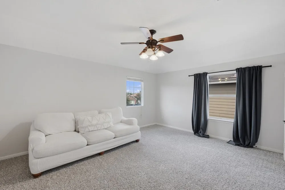 4917 Lexington Meadow Lane Del Valle, TX 78617