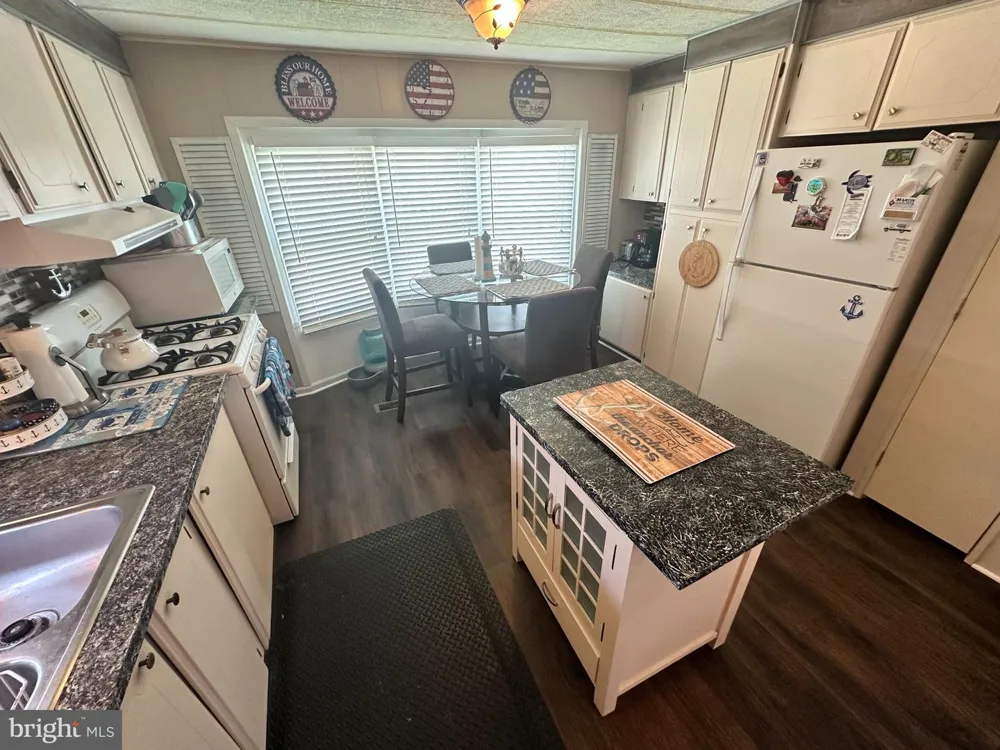 17606 MARY ANN DRIVE #H83 Lewes, DE 19958