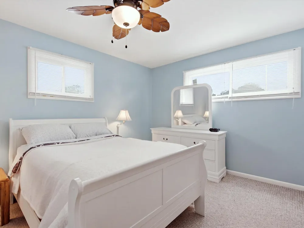 289 S Williams Lake Road Waterford, MI 48327