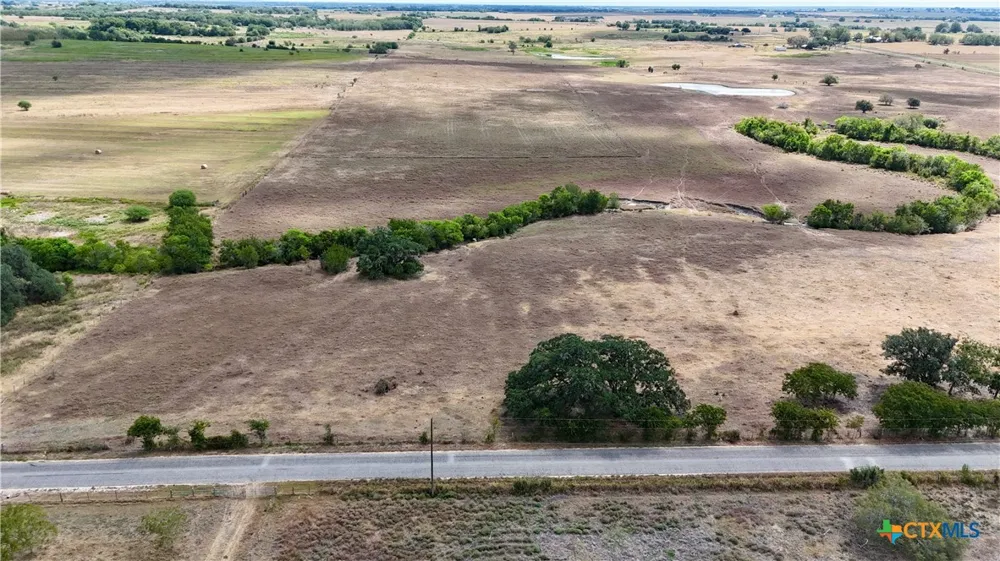 4 County Road 366 Shiner, TX 77984