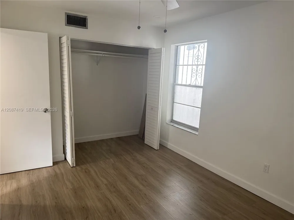 767 SW 9th St #201 Miami, FL 33130