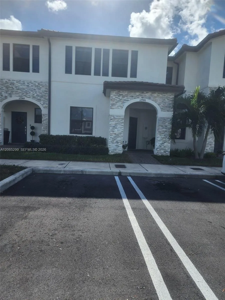 12946 SW 232nd Ter #12946 Homestead, FL 33032