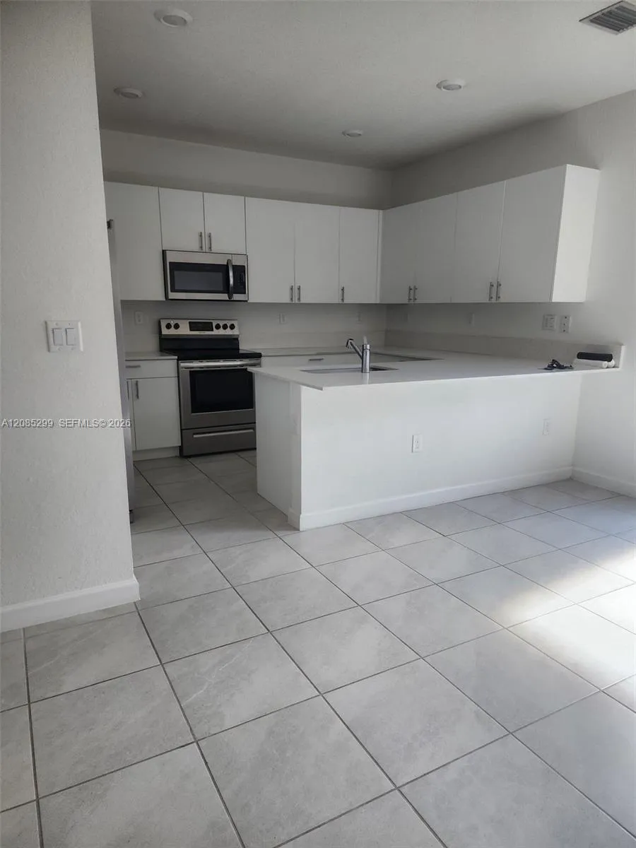 12946 SW 232nd Ter #12946 Homestead, FL 33032