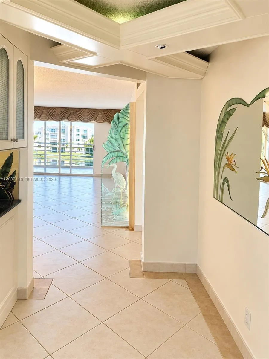 441 SE 3rd St #408 Dania Beach, FL 33004