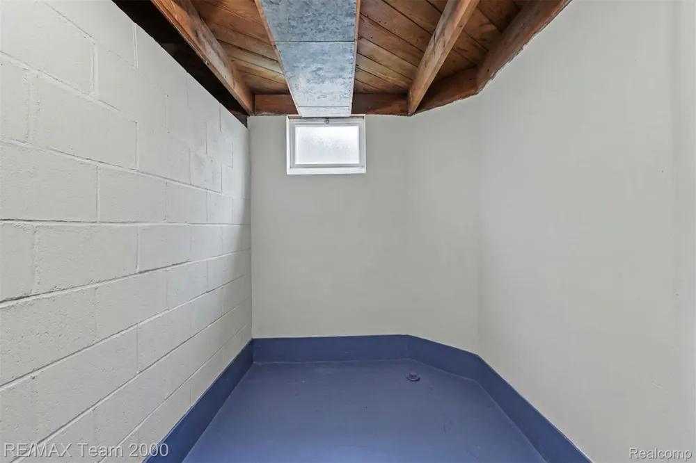 3237 McKinley Street Dearborn City, MI 48124