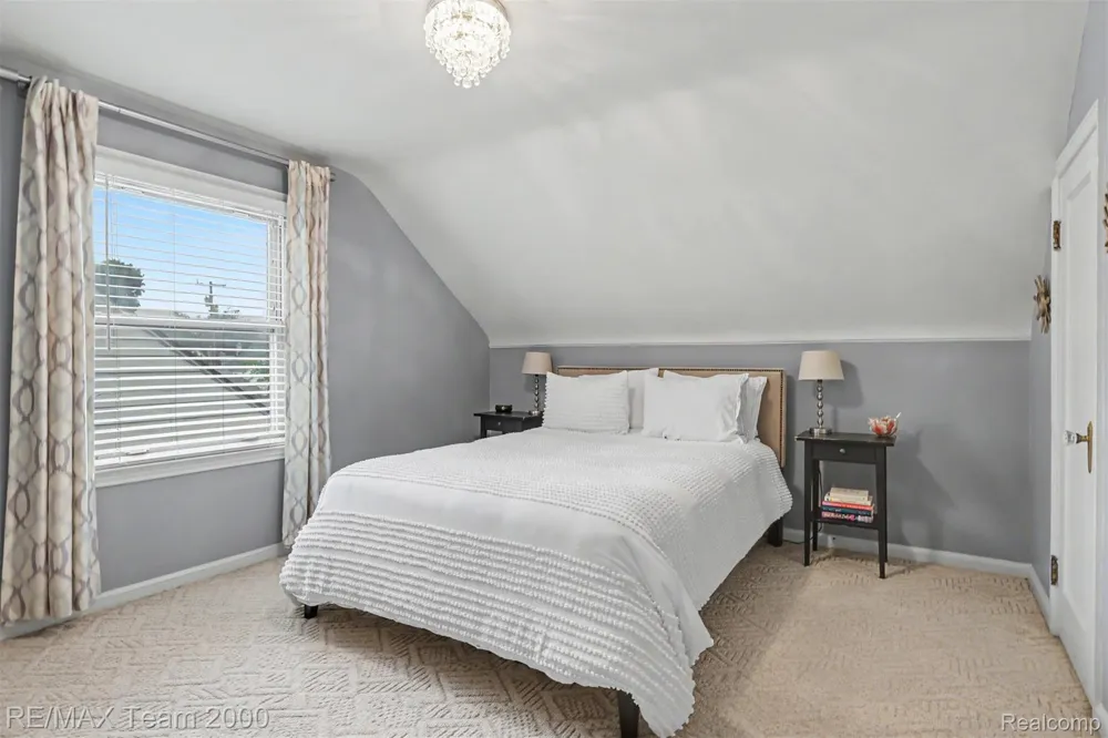 3237 McKinley Street Dearborn City, MI 48124