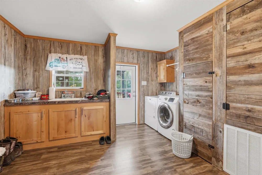 13111 Elm Grove Road Buda, TX 78610