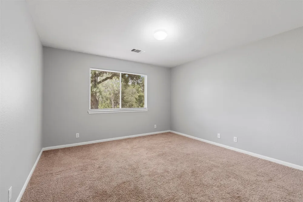 284 Honeycomb Circle Driftwood, TX 78619