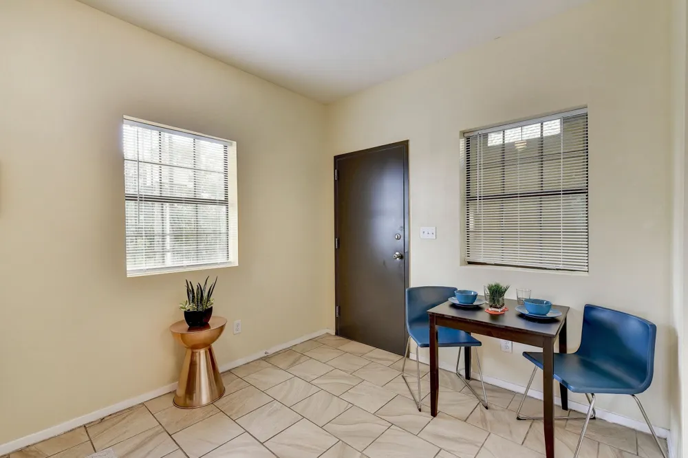 420 Pleasant Valley Road #205 Austin, TX 78702